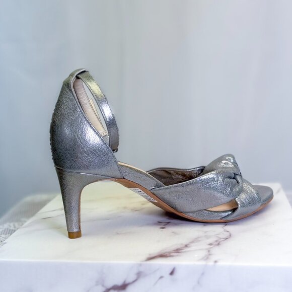 Clarks Amali Tulip Silver Metallic Fashion Sandals Heels Shoe - Picture 3 of 10